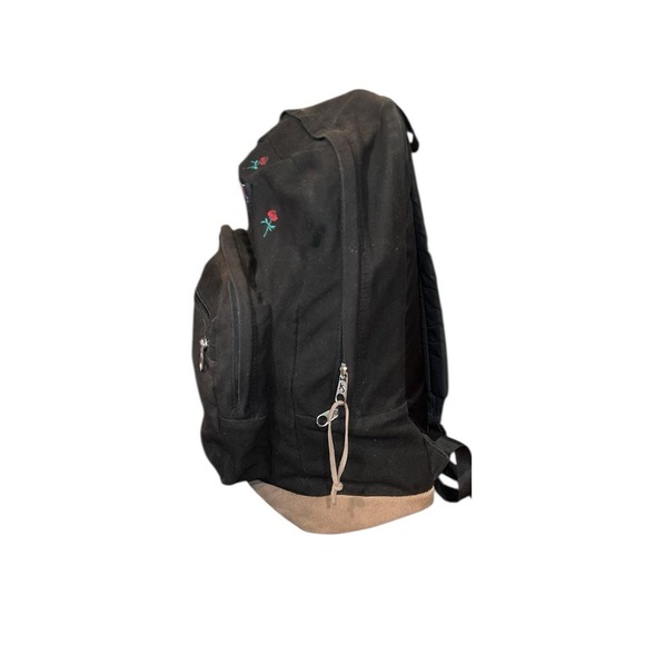 black rose jansport backpack Main Campus FX and head out with a backpack that feels easy to wear from morning to night JanSport Floral Backpacks | Staples